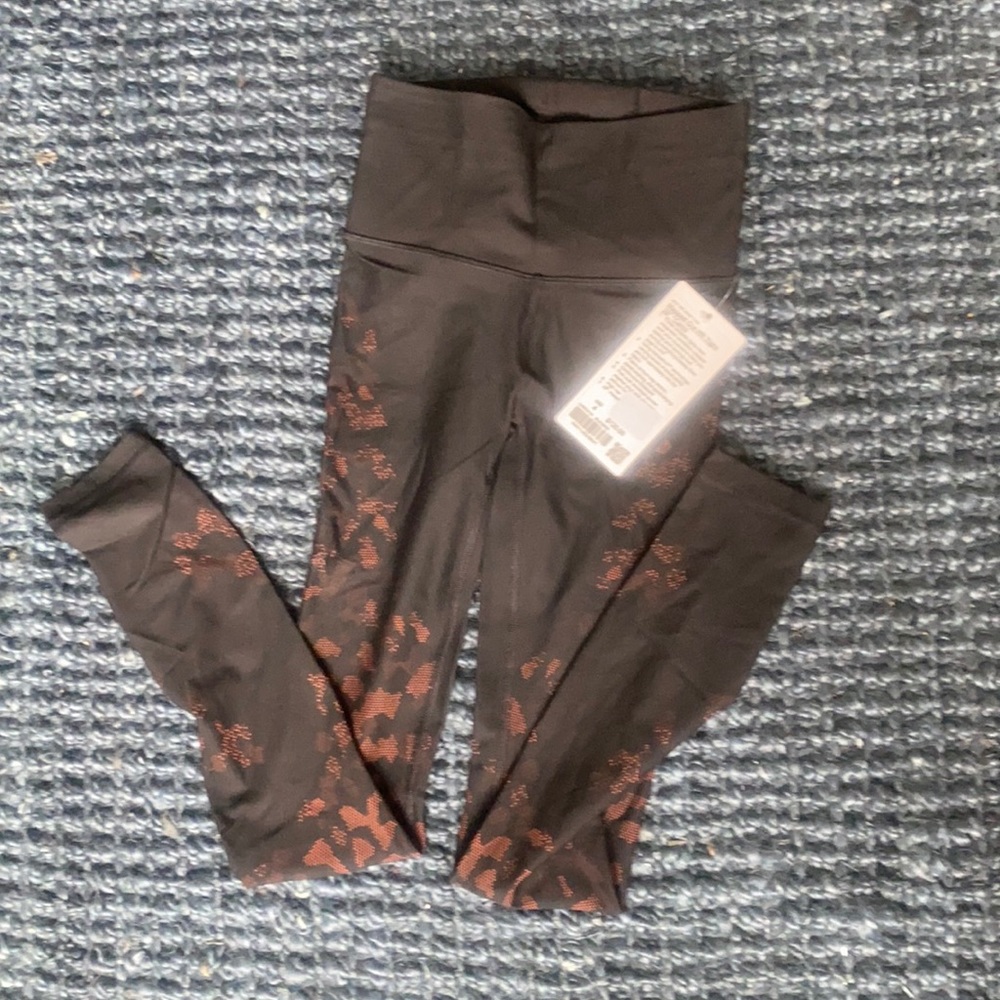 NWT Lululemon leggings
